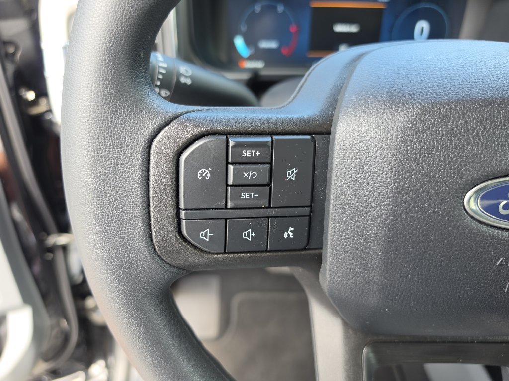 Used 2024 Ford F350 XLT w/ XLT Premium Package AWD/4WD image 29