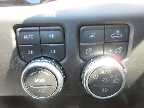 New 2026 GMC Sierra 2500 AT4X AWD/4WD image 19