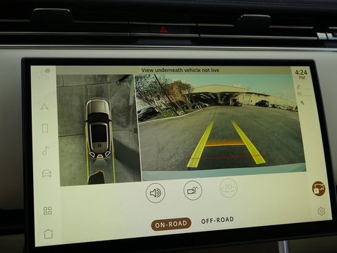 Used 2023 Land Rover Range Rover SE image 9