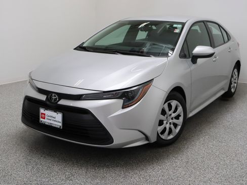 Certified 2026 Toyota Corolla LE FWD image 2