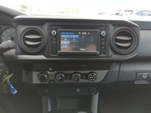 Used 2019 Toyota Tacoma SR image 20
