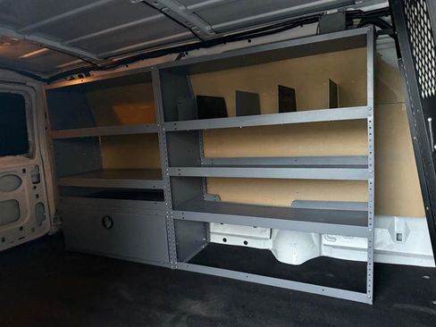 Used 2011 Ford E-250 and Econoline 250 image 11