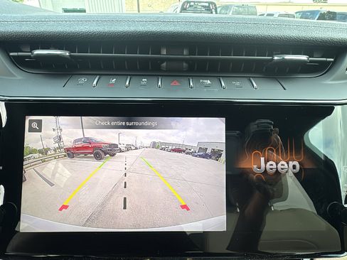 New 2026 Jeep Grand Cherokee Limited w/ MOPAR Finishing Package RWD image 18