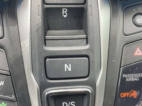 Used 2025 Honda Odyssey Elite image 34