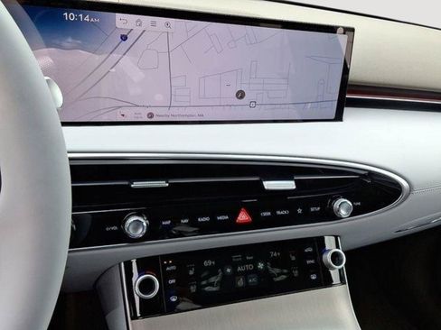 New 2026 Genesis GV70 2.5T Advanced AWD/4WD image 12