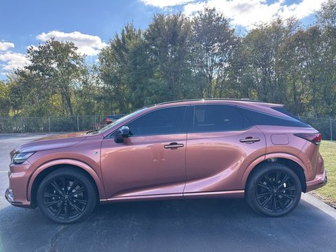 Used 2024 Lexus RX 500h F Sport image 2