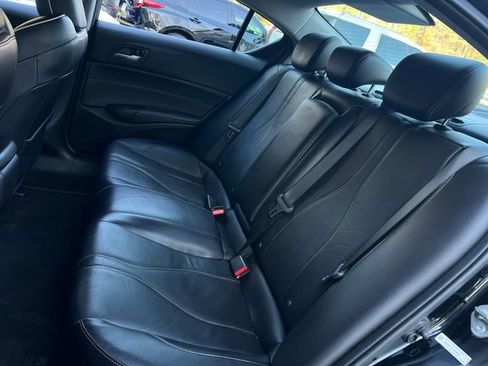 Used 2020 Acura ILX w/ Technology Package image 19