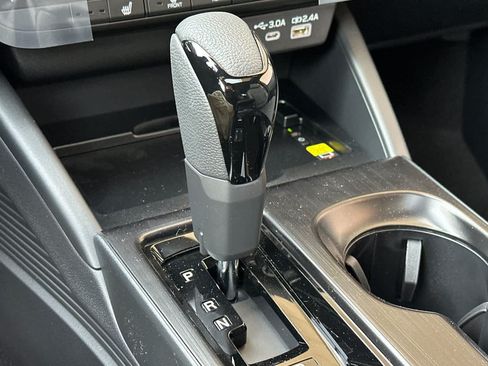 New 2026 Subaru Outback Limited AWD/4WD image 25