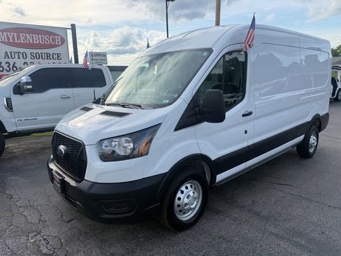 Used 2025 Ford Transit 250 148 Medium Roof Extended AWD image 2