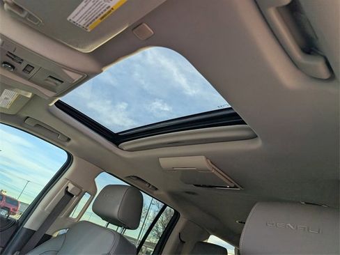 Used 2020 GMC Yukon XL Denali w/ Denali Ultimate Package image 26