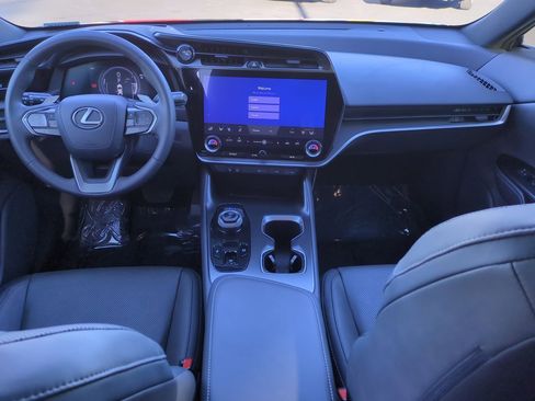 Used 2023 Lexus RZ 450e Premium image 29