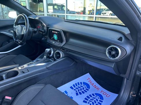 Used 2017 Chevrolet Camaro SS image 29