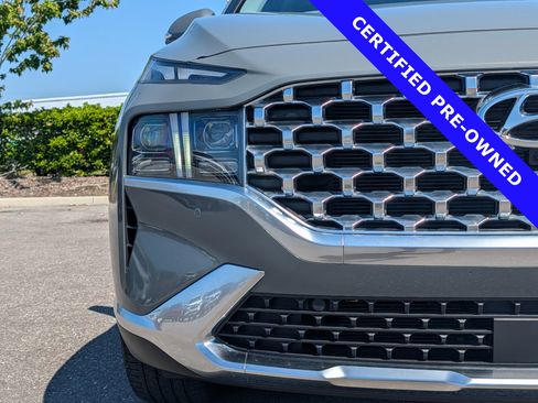 Used 2023 Hyundai Santa Fe Limited image 9