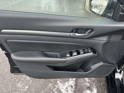 Certified 2023 Nissan Altima 2.5 SV image 15