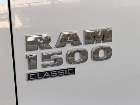 Used 2019 RAM 1500 Big Horn AWD/4WD image 13