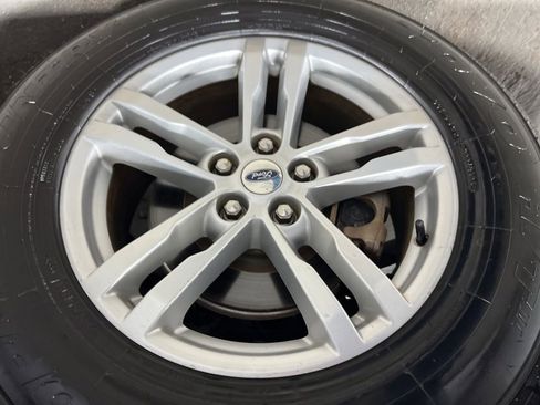 Used 2022 Ford Explorer XLT RWD image 42