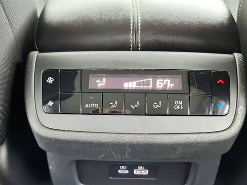 Used 2025 Nissan Pathfinder SV AWD/4WD image 37