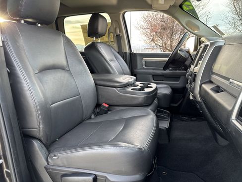 Used 2017 RAM 2500 Big Horn image 19