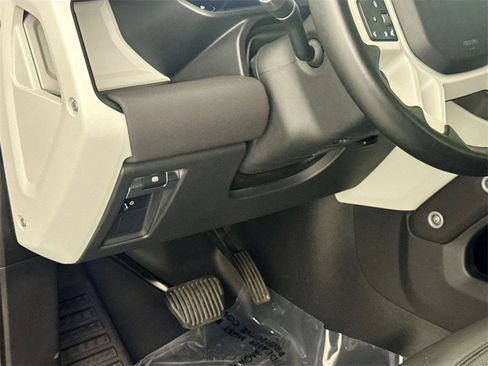 Used 2022 Land Rover Defender 110 S image 10