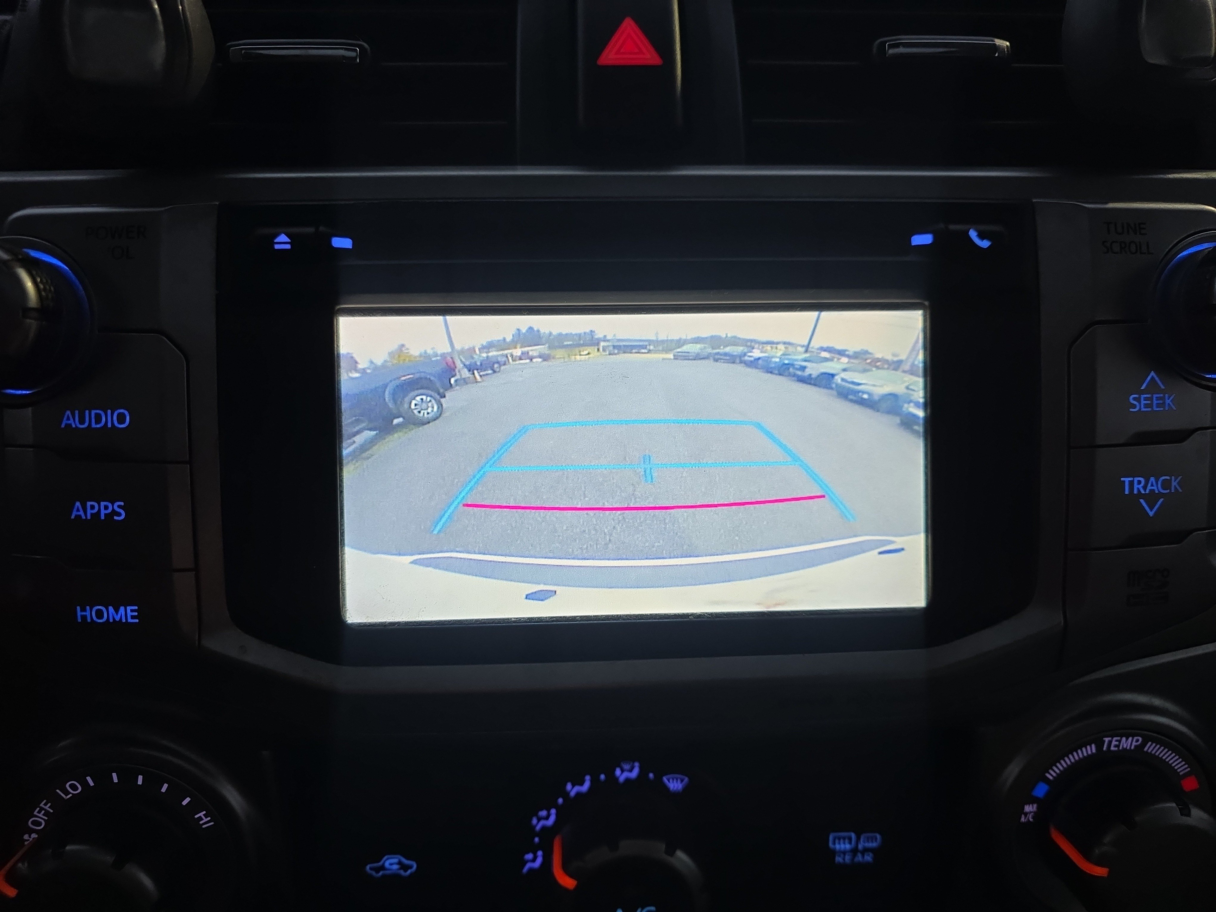 Used 2018 Toyota 4Runner SR5 Premium AWD/4WD image 32
