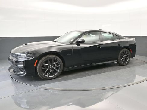 Used 2023 Dodge Charger R/T w/ Blacktop Package RWD image 21