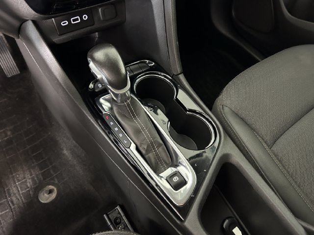 Used 2023 Buick Encore GX Preferred w/ Cold Weather Comfort Package AWD/4WD image 19