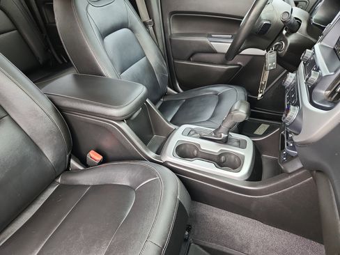 Used 2020 Chevrolet Colorado LT w/ Luxury Package AWD/4WD image 15