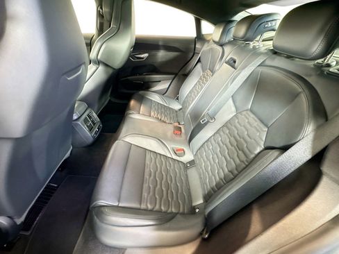 Used 2024 Audi RS e-tron GT image 30