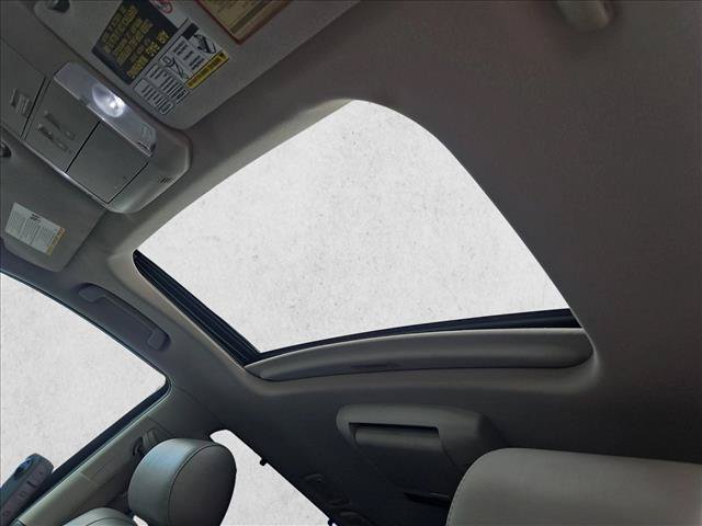 Used 2012 Toyota Sequoia Platinum AWD/4WD image 16