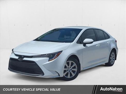 New 2025 Toyota Corolla LE image 1