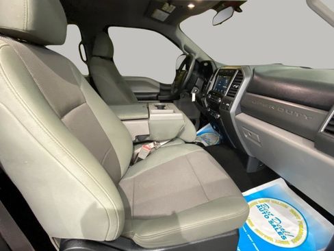 Used 2018 Ford F250 XL w/ STX Appearance Package AWD/4WD image 11