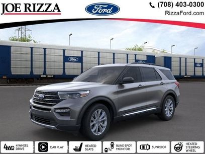New 2023 Ford Explorer XLT w/ Equipment Group 202A