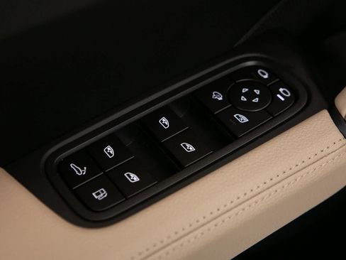 New 2026 Porsche Cayenne E-Hybrid image 18