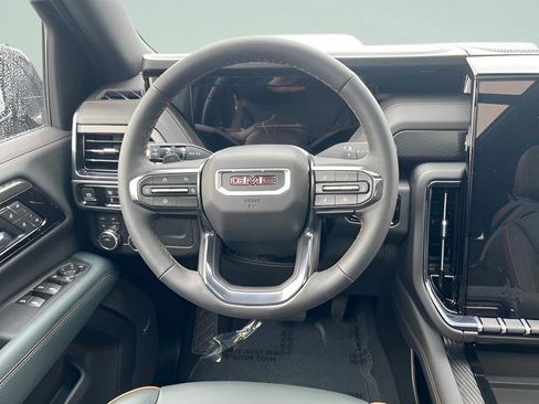 New 2026 GMC Yukon XL AT4 w/ AT4 Premium Package AWD/4WD image 24
