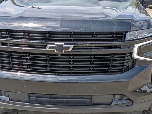 Used 2024 Chevrolet Suburban RST w/ Luxury Package AWD/4WD image 9