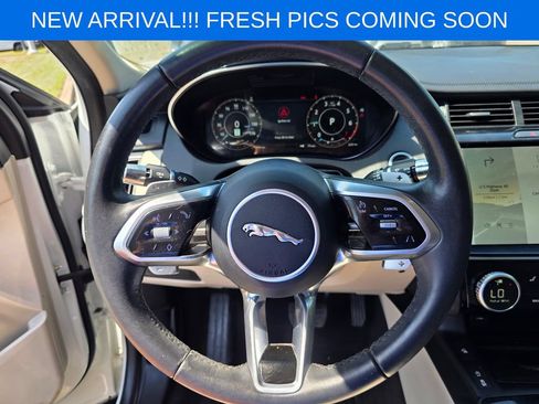 Used 2022 Jaguar E-PACE SE AWD/4WD image 11