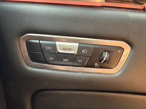 Used 2023 BMW X5 xDrive40i AWD/4WD image 24