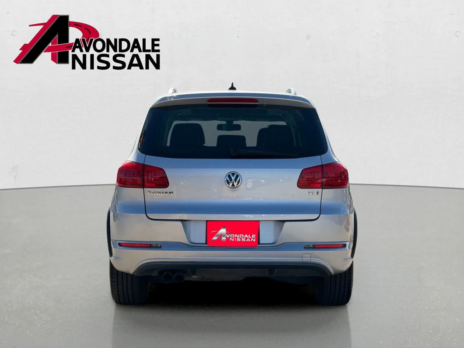 Used 2017 Volkswagen Tiguan Sport FWD image 5