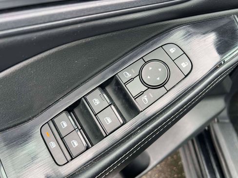 Used 2024 Nissan Rogue SV image 20