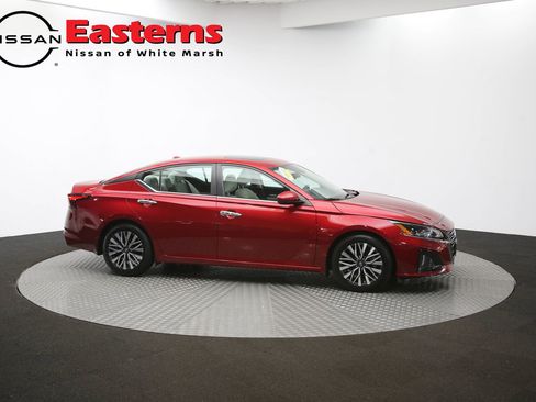 Used 2023 Nissan Altima 2.5 SV w/ SV Premium Package image 77