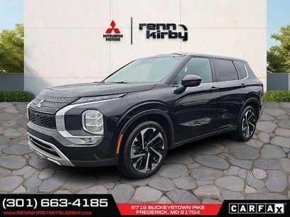 Used 2024 Mitsubishi Outlander SE