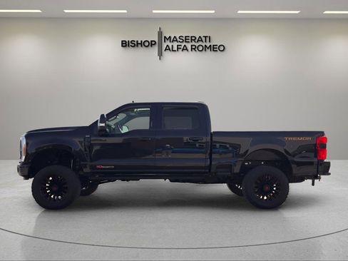 Used 2023 Ford F350 Lariat w/ Lariat Ultimate Package image 5