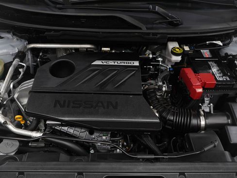 Used 2025 Nissan Rogue SV AWD/4WD image 30