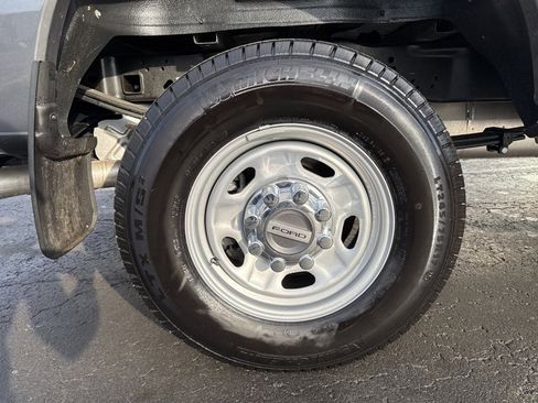 Used 2025 Ford F250 XL w/ XL Driver Assist Package image 47