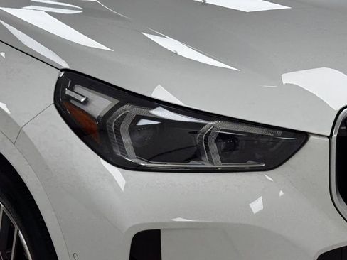 Used 2023 BMW X1 xDrive28i w/ Premium Package image 38