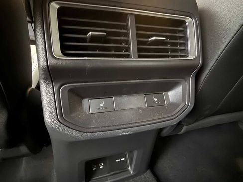 New 2026 Volkswagen Atlas Cross Sport SEL Premium R-Line image 9