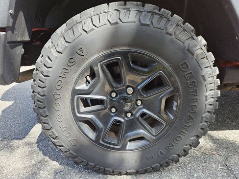 Used 2015 Jeep Wrangler Unlimited Sport AWD/4WD image 25