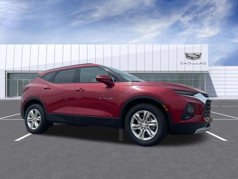 Used 2019 Chevrolet Blazer LT FWD image 1