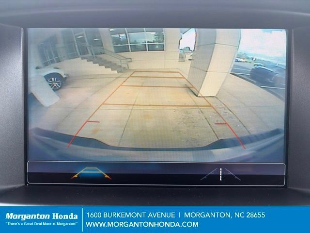 Used 2018 Chevrolet Colorado LT AWD/4WD image 23