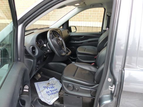 Used 2020 Mercedes-Benz Metris image 19